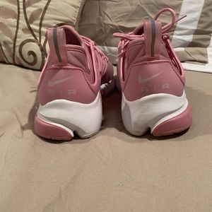 Nike Shoes - ****SOLD***Women’s presto running shoes. Nike Shoes - ****SOLD***Women’s presto running shoes.